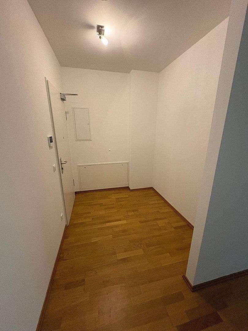 Prenájom bytu 3-izbový 105 m², Adalbertstrasse 64, Frankfurt am Main, Hesensko Prenájom bytu 3-izbový 105 m², Adalbertstrasse 64, Frankfurt am Main, Hesensko