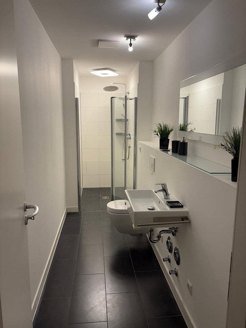 Prenájom bytu 3-izbový 105 m², Adalbertstrasse 64, Frankfurt am Main, Hesensko Prenájom bytu 3-izbový 105 m², Adalbertstrasse 64, Frankfurt am Main, Hesensko