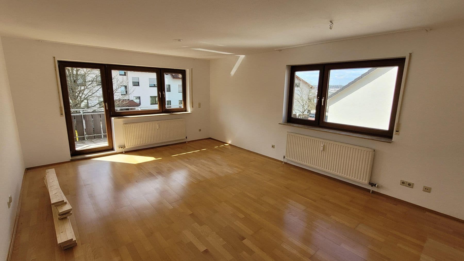Prenájom bytu 3-izbový 84 m², Pforzheim, Bádensko-Wurttembersko Prenájom bytu 3-izbový 84 m², Pforzheim, Bádensko-Wurttembersko