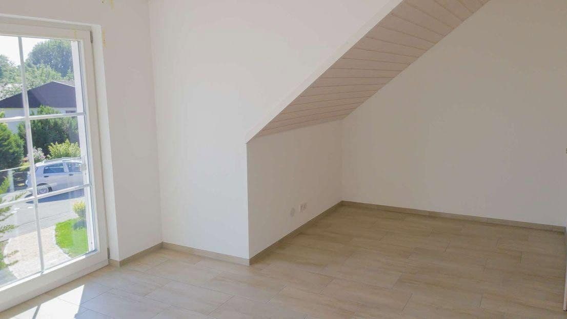 Predaj domu 210 m², pozemek 400 m², Hohentengen am Hochrhein, Bádensko-Wurttembersko Predaj domu 210 m², pozemek 400 m², Hohentengen am Hochrhein, Bádensko-Wurttembersko