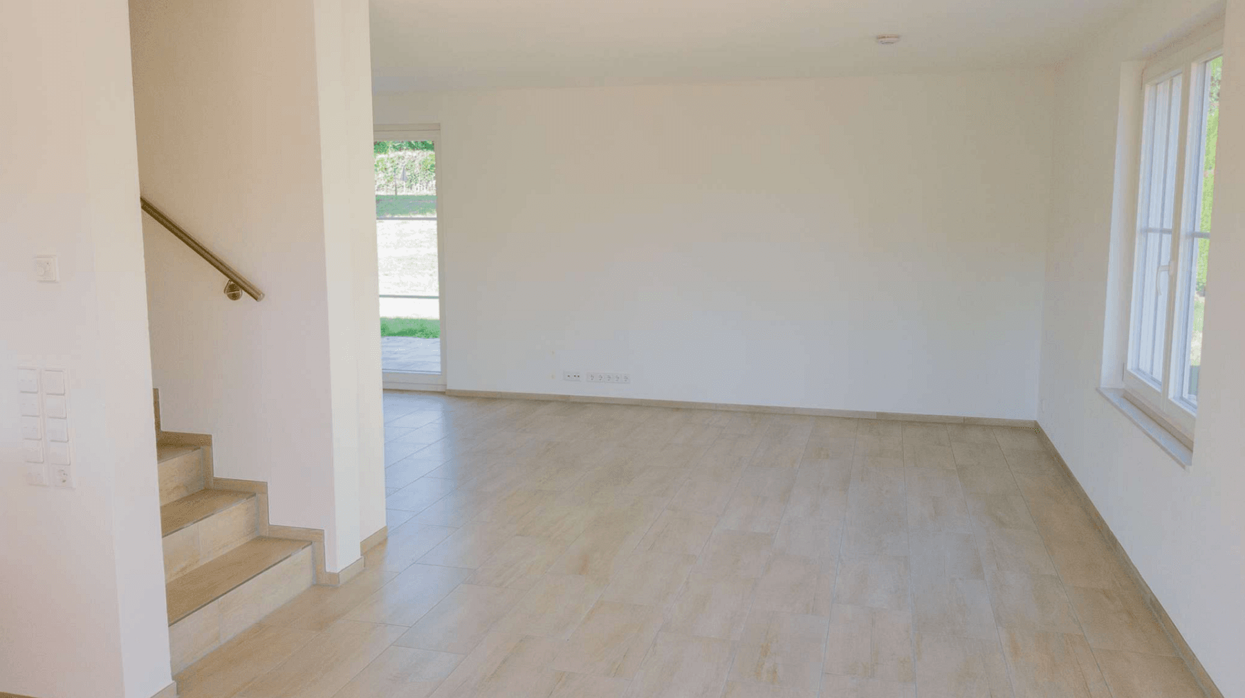 Predaj domu 210 m², pozemek 400 m², Hohentengen am Hochrhein, Bádensko-Wurttembersko Predaj domu 210 m², pozemek 400 m², Hohentengen am Hochrhein, Bádensko-Wurttembersko