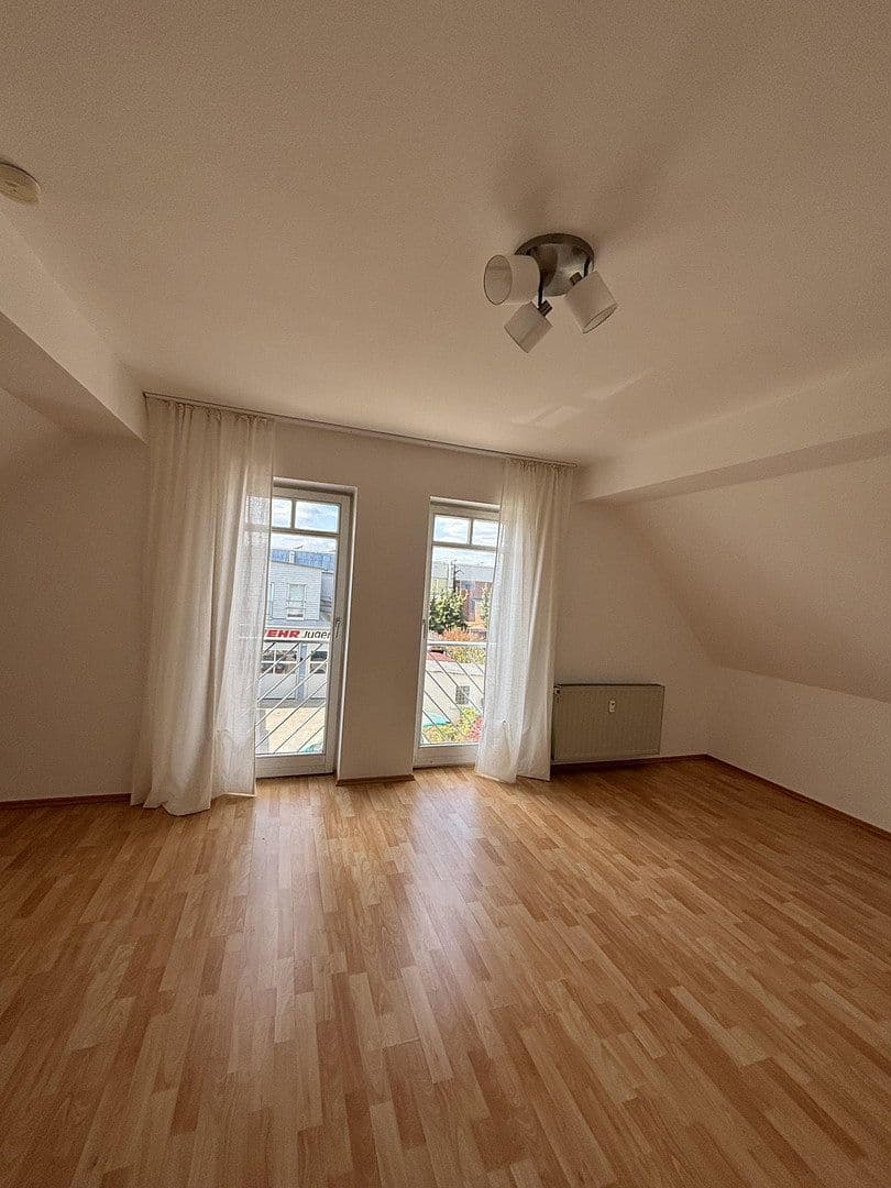 Prenájom bytu 2-izbový 69 m², Alte Bergstrasse 27, Seeheim-Jugenheim, Hesensko Prenájom bytu 2-izbový 69 m², Alte Bergstrasse 27, Seeheim-Jugenheim, Hesensko