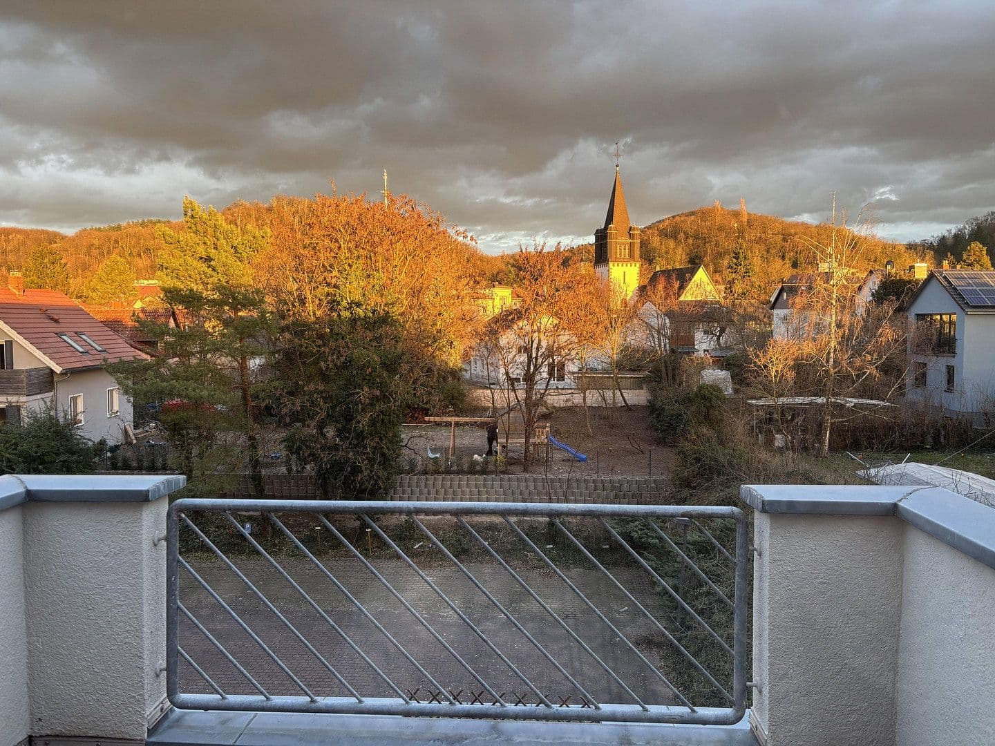 Prenájom bytu 2-izbový 69 m², Alte Bergstrasse 27, Seeheim-Jugenheim, Hesensko Prenájom bytu 2-izbový 69 m², Alte Bergstrasse 27, Seeheim-Jugenheim, Hesensko