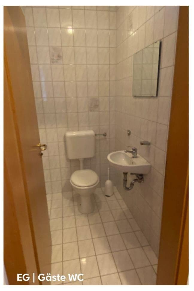 Predaj domu 186 m², pozemek 310 m², Vilshofen an der Donau, Bavorsko Predaj domu 186 m², pozemek 310 m², Vilshofen an der Donau, Bavorsko