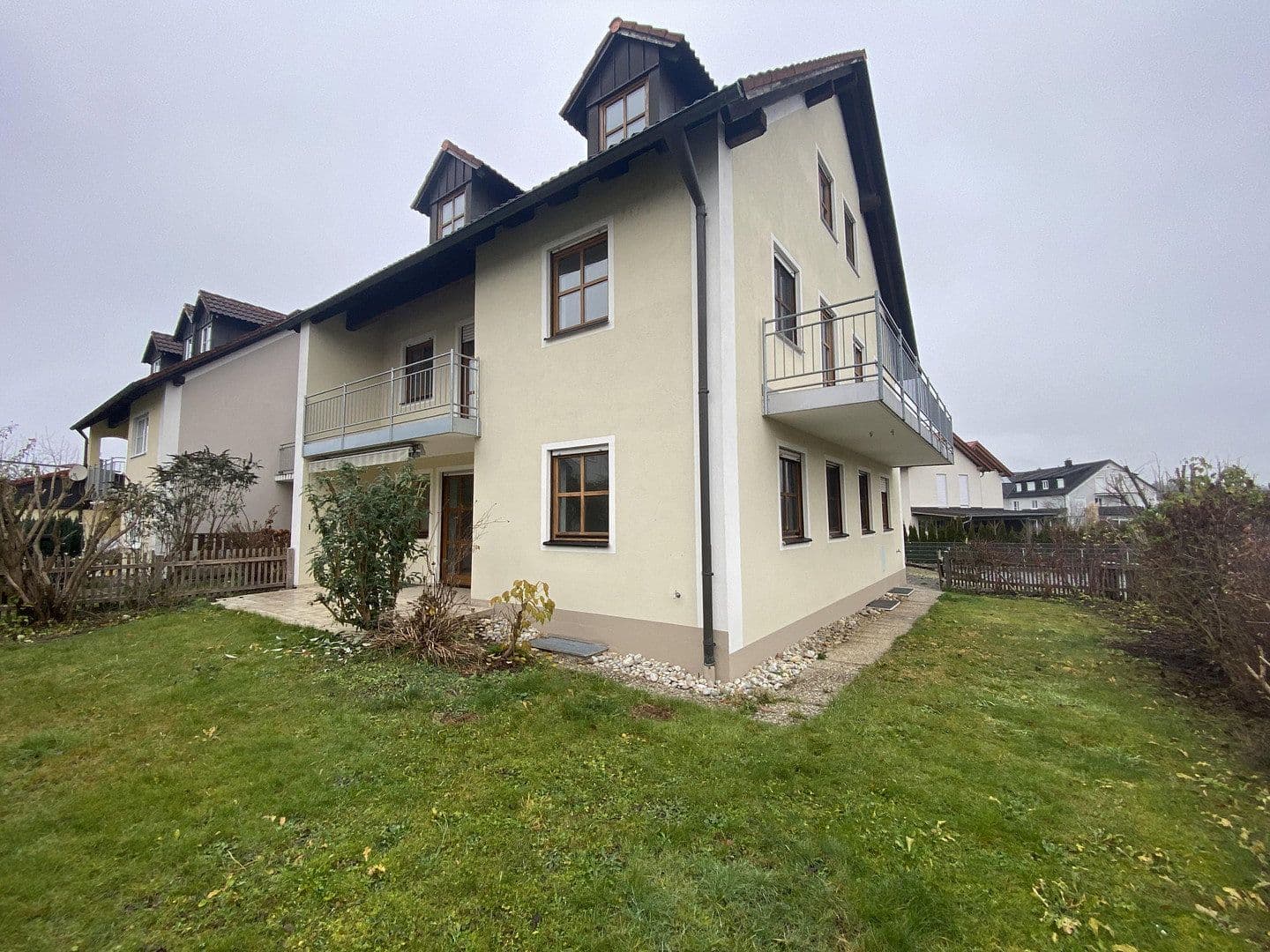 Predaj domu 186 m², pozemek 310 m², Vilshofen an der Donau, Bavorsko Predaj domu 186 m², pozemek 310 m², Vilshofen an der Donau, Bavorsko