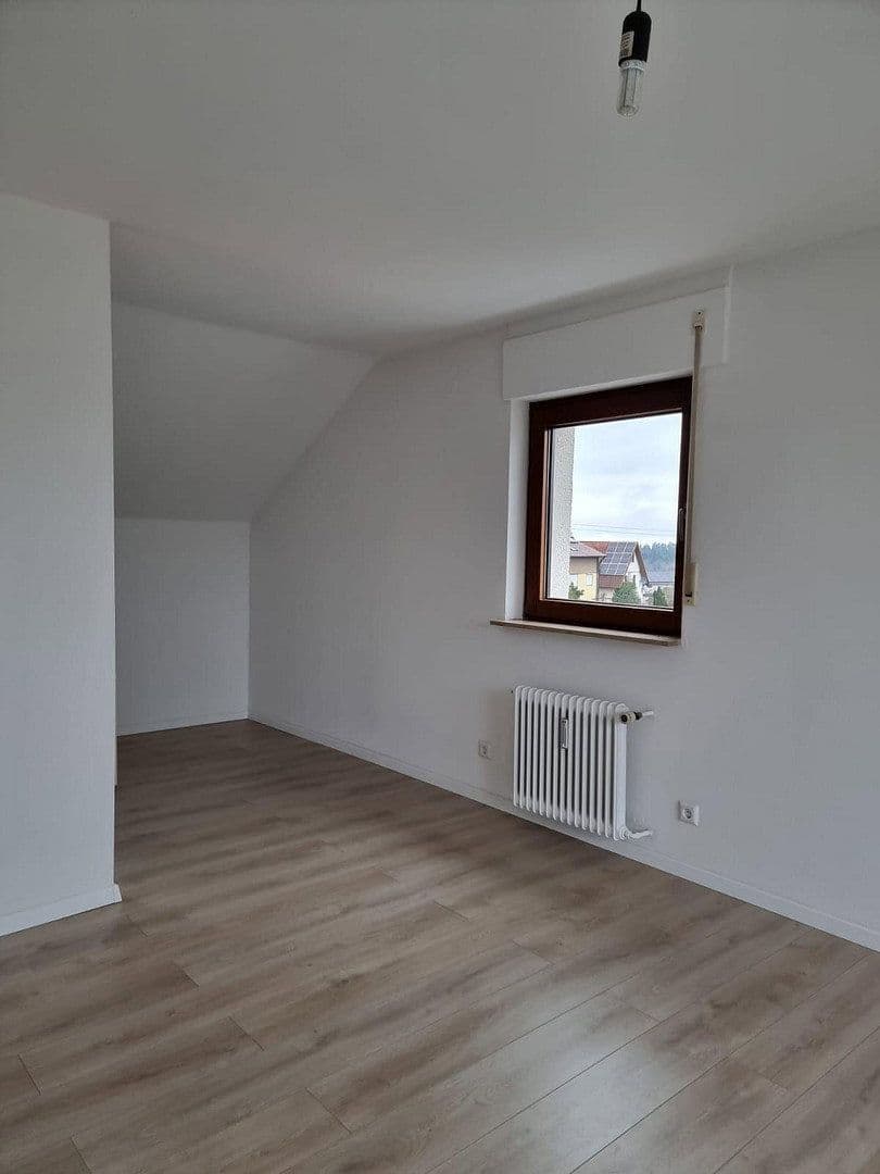 Prenájom bytu 2-izbový 47 m², Wasenstr. 13, Bad Liebenzell, Bádensko-Wurttembersko Prenájom bytu 2-izbový 47 m², Wasenstr. 13, Bad Liebenzell, Bádensko-Wurttembersko