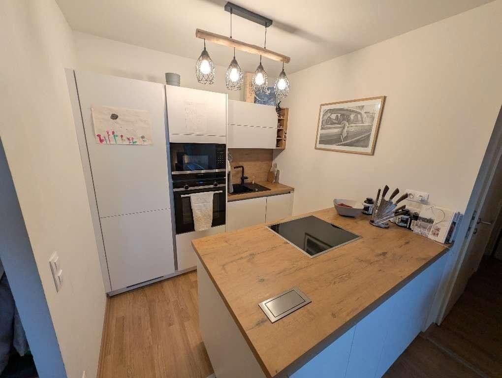 Prenájom bytu 2-izbový 55 m², Rösslergasse 9, Wien, Viedeň Prenájom bytu 2-izbový 55 m², Rösslergasse 9, Wien, Viedeň