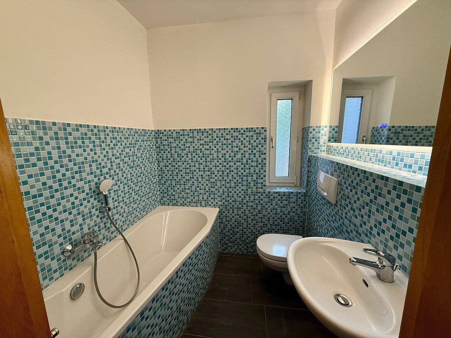 Predaj bytu 2-izbový 44 m², Innenhof, Kasseler Straße 12, Leipzig, Sasko Predaj bytu 2-izbový 44 m², Innenhof, Kasseler Straße 12, Leipzig, Sasko