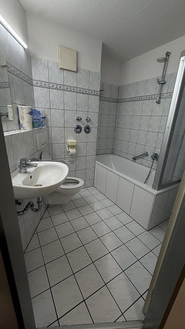 Prenájom bytu 2-izbový 61 m², Köln, Severné Porýnie - Westfálsko Prenájom bytu 2-izbový 61 m², Köln, Severné Porýnie - Westfálsko