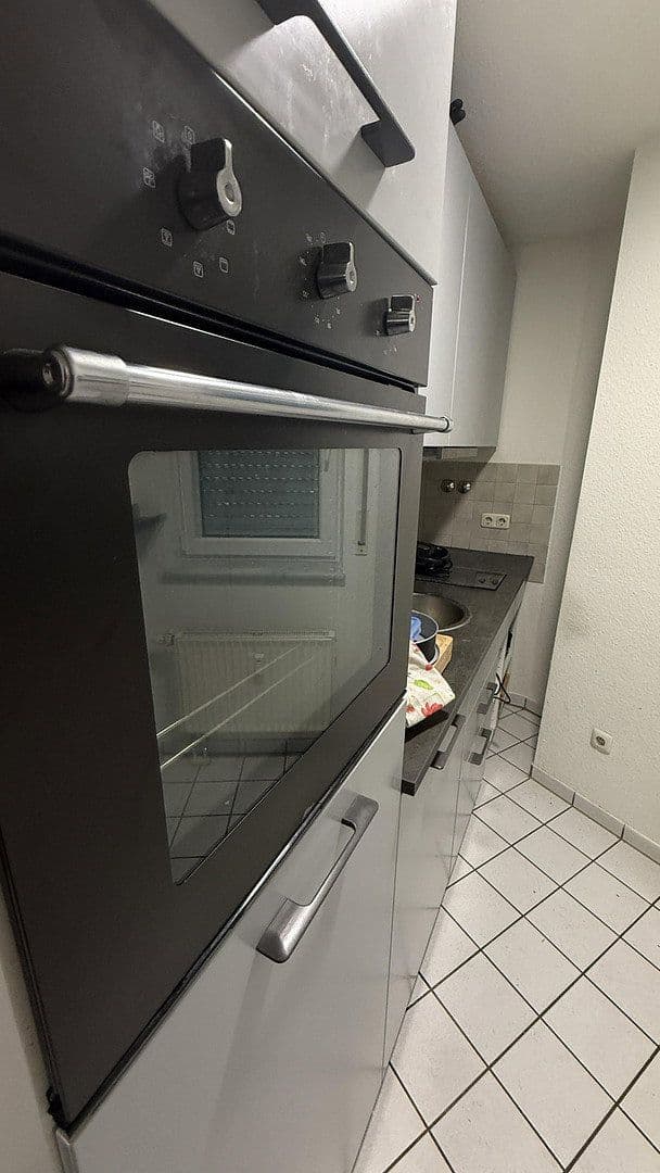 Prenájom bytu 2-izbový 61 m², Köln, Severné Porýnie - Westfálsko Prenájom bytu 2-izbový 61 m², Köln, Severné Porýnie - Westfálsko