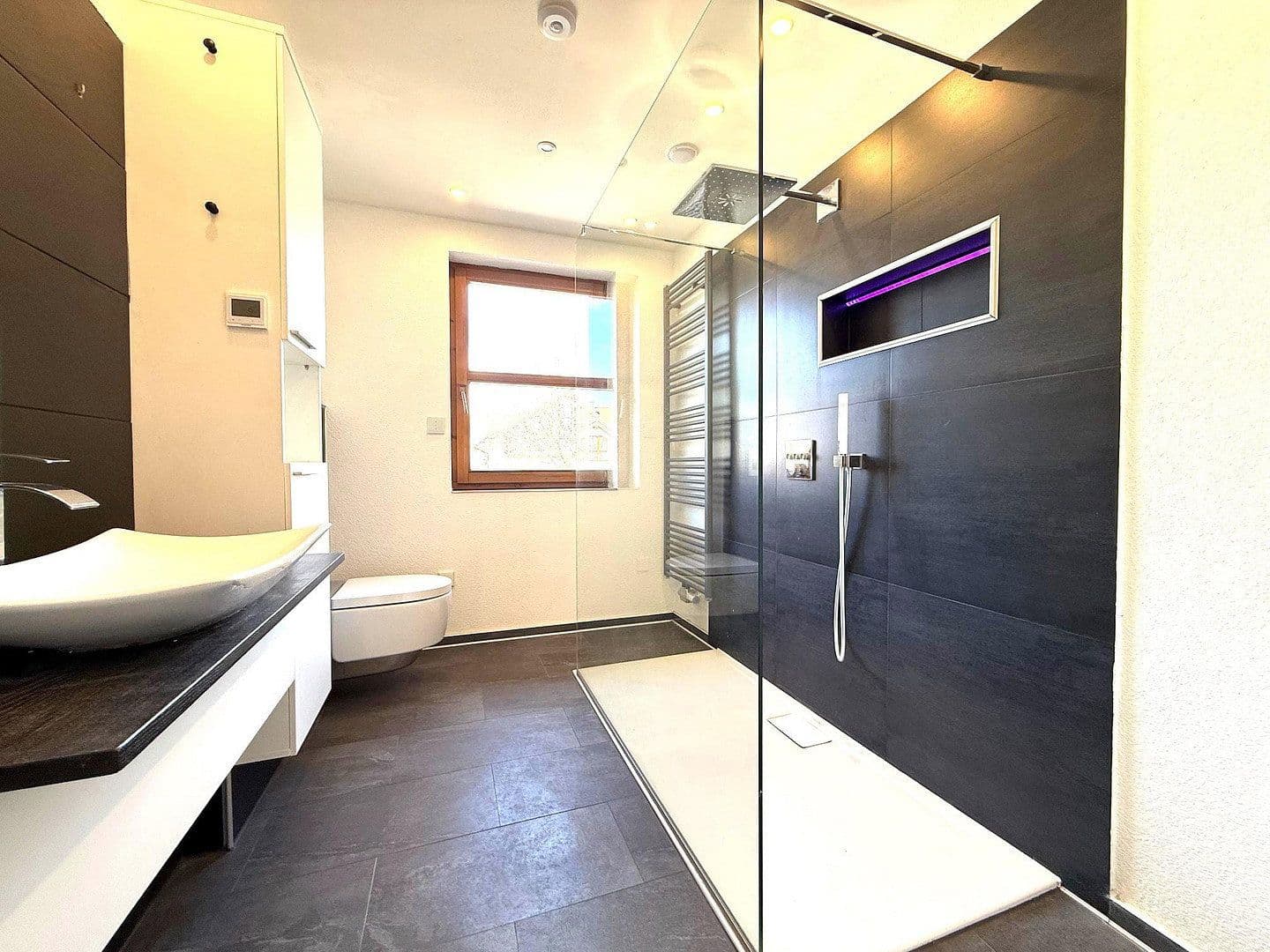 Prenájom domu 80 m², pozemek 500 m², Bruckberg, Bavorsko Prenájom domu 80 m², pozemek 500 m², Bruckberg, Bavorsko