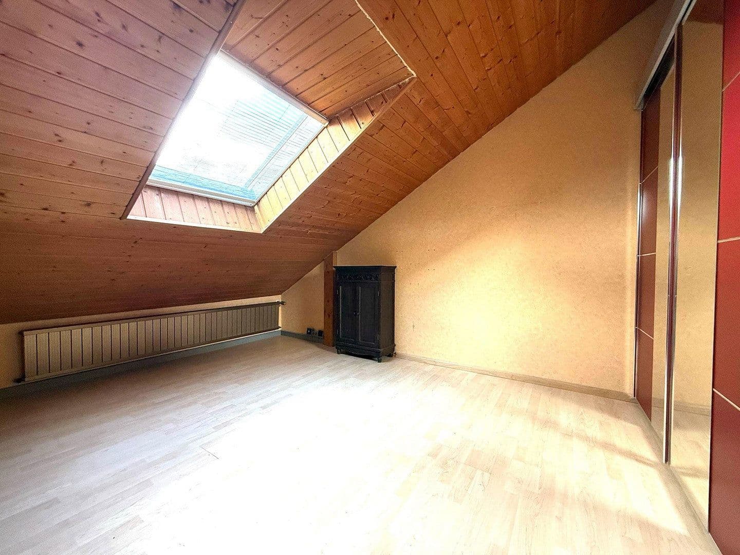 Prenájom domu 80 m², pozemek 500 m², Bruckberg, Bavorsko Prenájom domu 80 m², pozemek 500 m², Bruckberg, Bavorsko