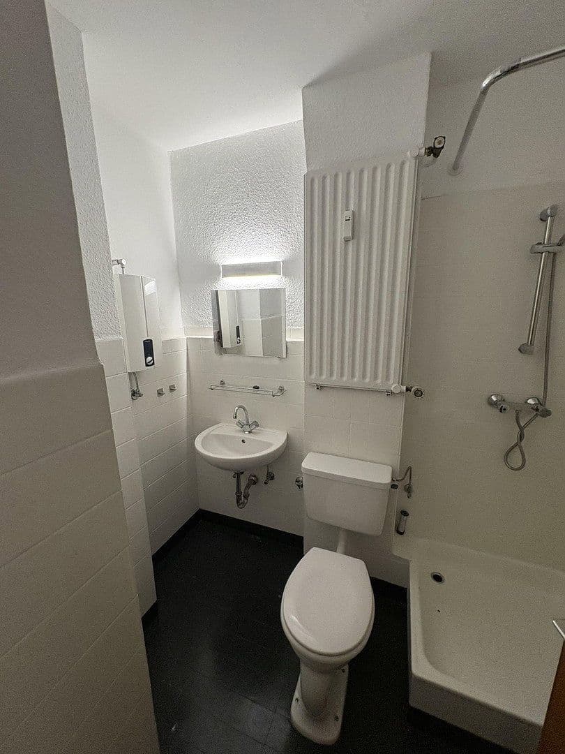 Prenájom bytu 1-izbový 33 m², Oberhausen, Severné Porýnie - Westfálsko Prenájom bytu 1-izbový 33 m², Oberhausen, Severné Porýnie - Westfálsko