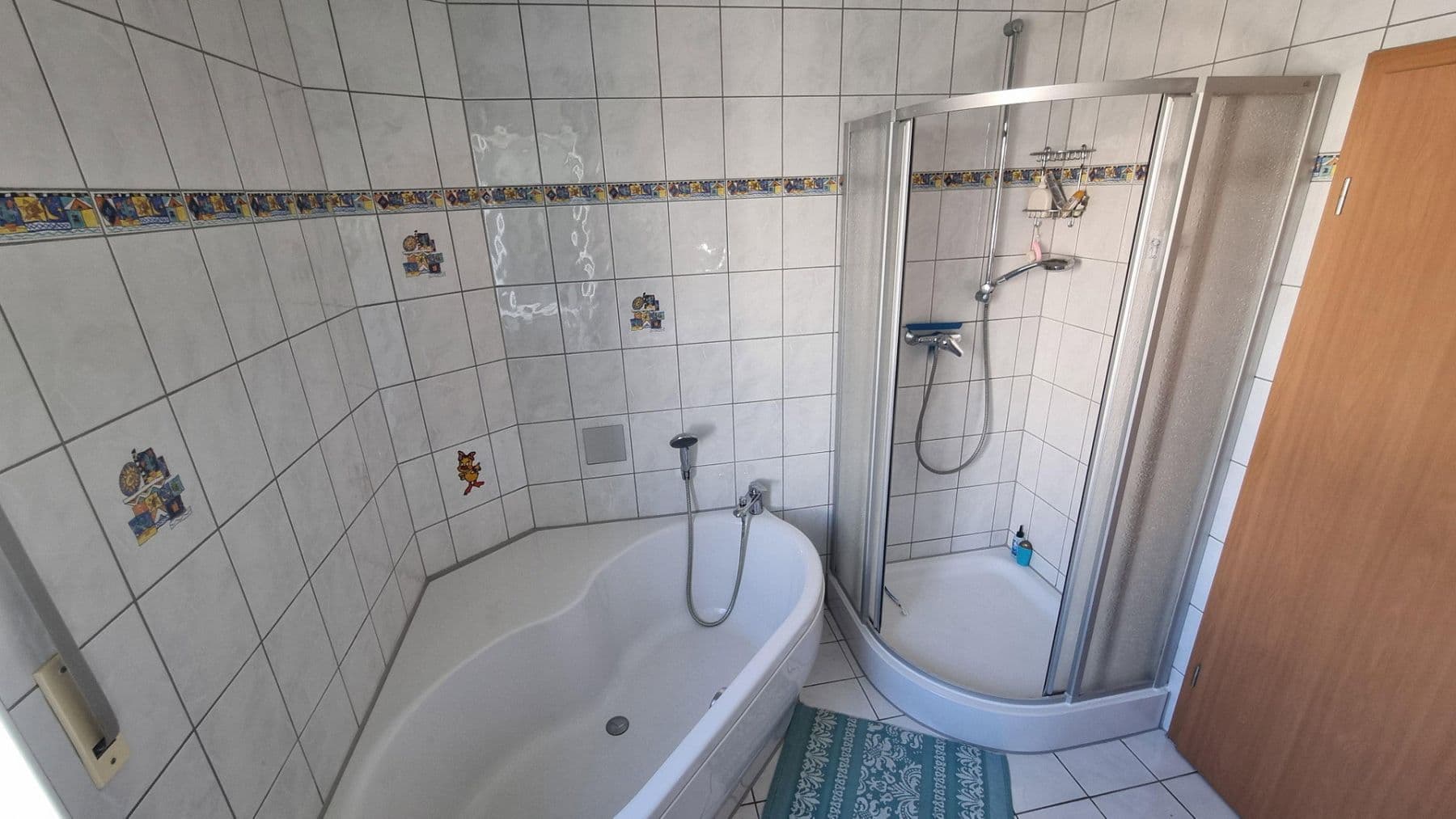 Predaj domu 150 m², pozemek 207 m², Händelstr. 1, Feldkirchen, Bavorsko Predaj domu 150 m², pozemek 207 m², Händelstr. 1, Feldkirchen, Bavorsko