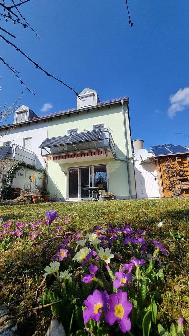 Predaj domu 150 m², pozemek 207 m², Händelstr. 1, Feldkirchen, Bavorsko Predaj domu 150 m², pozemek 207 m², Händelstr. 1, Feldkirchen, Bavorsko