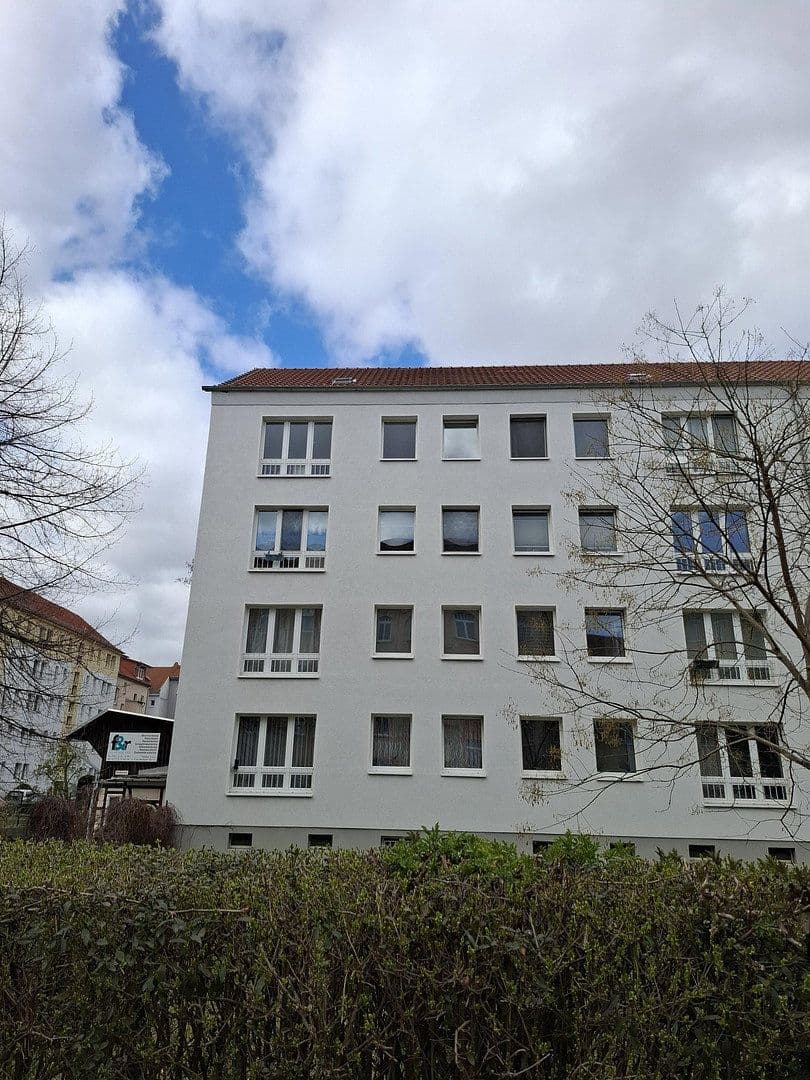 Prenájom bytu 3-izbový 60 m², Erfurt, Durínsko Prenájom bytu 3-izbový 60 m², Erfurt, Durínsko
