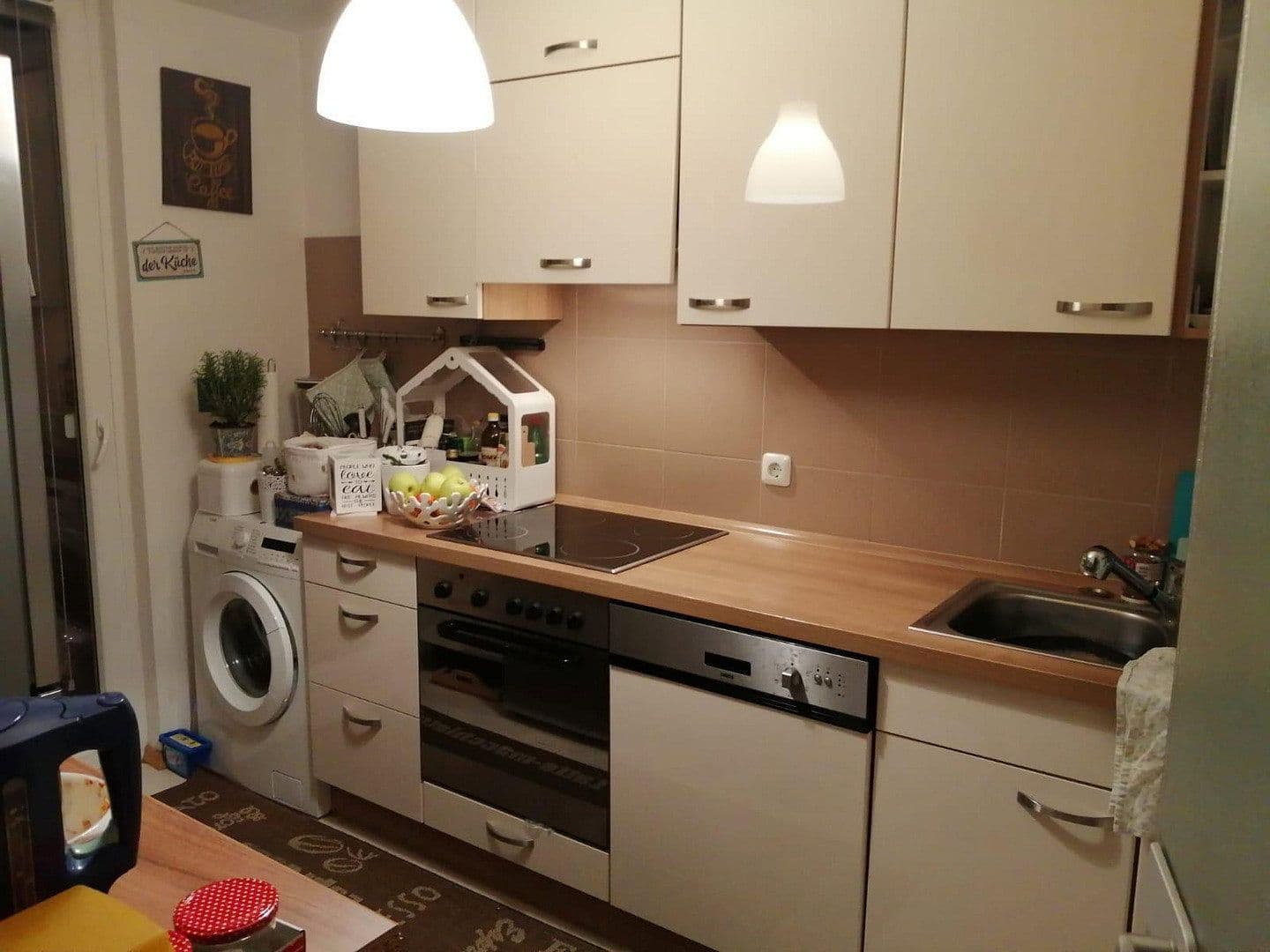 Prenájom bytu 2-izbový 65 m², Goethering 2, Stein, Bavorsko Prenájom bytu 2-izbový 65 m², Goethering 2, Stein, Bavorsko