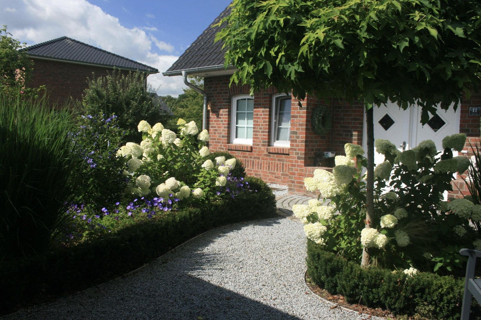 Predaj domu 167 m², pozemek 1.266 m², Vierden, Dolné Sasko Predaj domu 167 m², pozemek 1.266 m², Vierden, Dolné Sasko