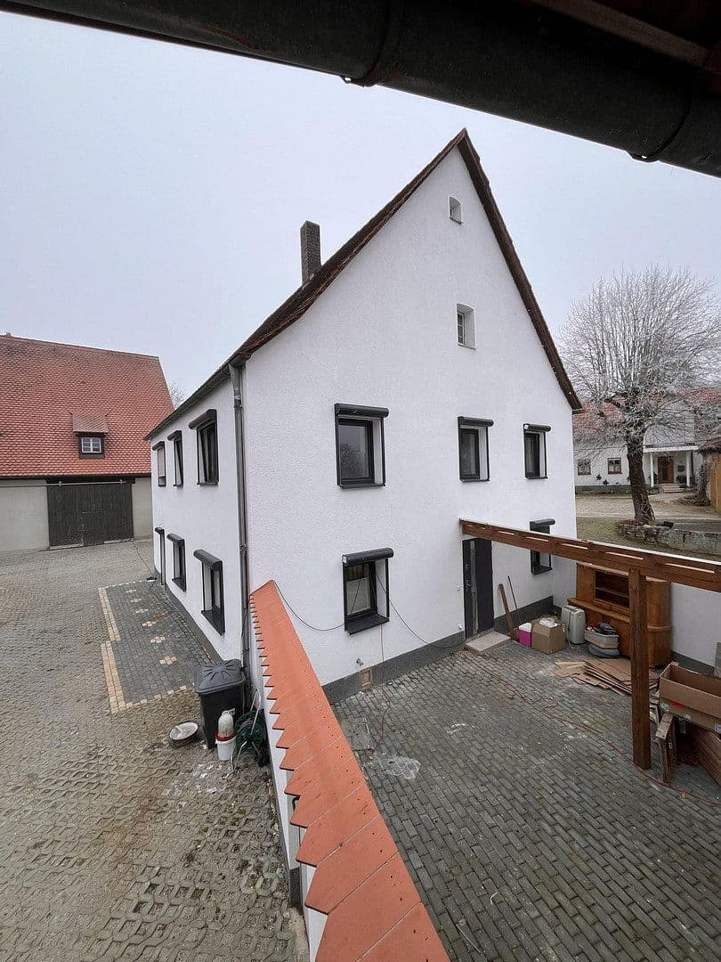 Predaj domu 137 m², pozemek 950 m², Wappeltshofen 4, Altdorf bei Nürnberg, Bavorsko Predaj domu 137 m², pozemek 950 m², Wappeltshofen 4, Altdorf bei Nürnberg, Bavorsko