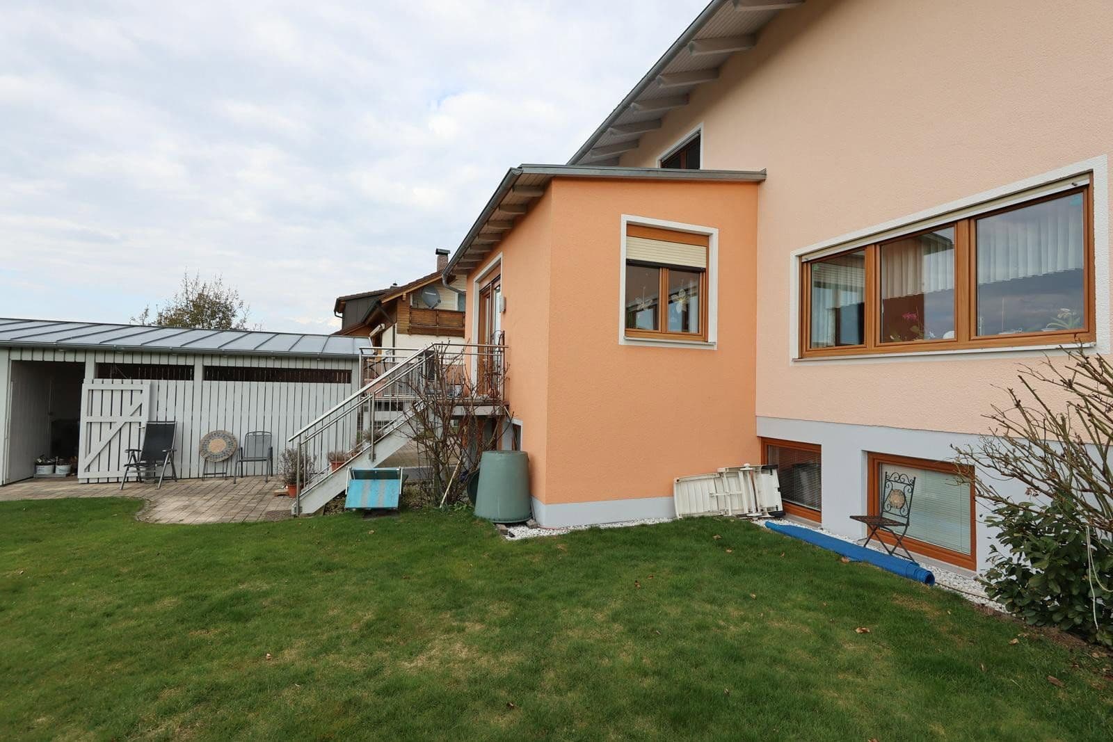 Predaj domu 160 m², pozemek 969 m², Burglengenfeld, Bavorsko Predaj domu 160 m², pozemek 969 m², Burglengenfeld, Bavorsko