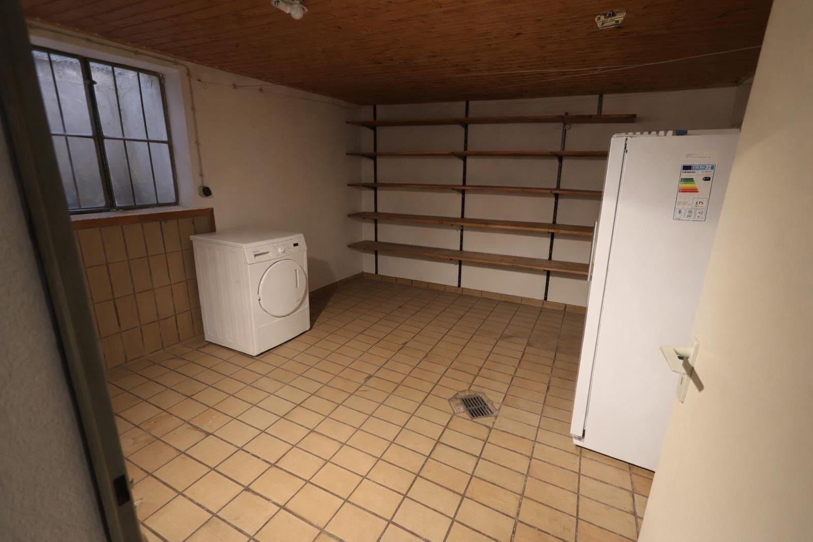 Predaj domu 160 m², pozemek 969 m², Burglengenfeld, Bavorsko Predaj domu 160 m², pozemek 969 m², Burglengenfeld, Bavorsko