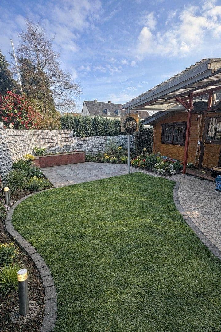 Prenájom bytu 4-izbový 112 m², Bochum, Severné Porýnie - Westfálsko Prenájom bytu 4-izbový 112 m², Bochum, Severné Porýnie - Westfálsko