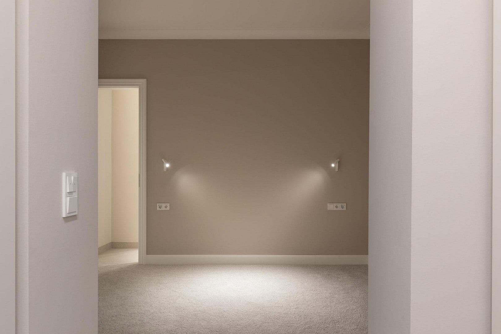 Prenájom bytu 4-izbový 104 m², Kennedydamm 7, Düsseldorf, Severné Porýnie - Westfálsko Prenájom bytu 4-izbový 104 m², Kennedydamm 7, Düsseldorf, Severné Porýnie - Westfálsko