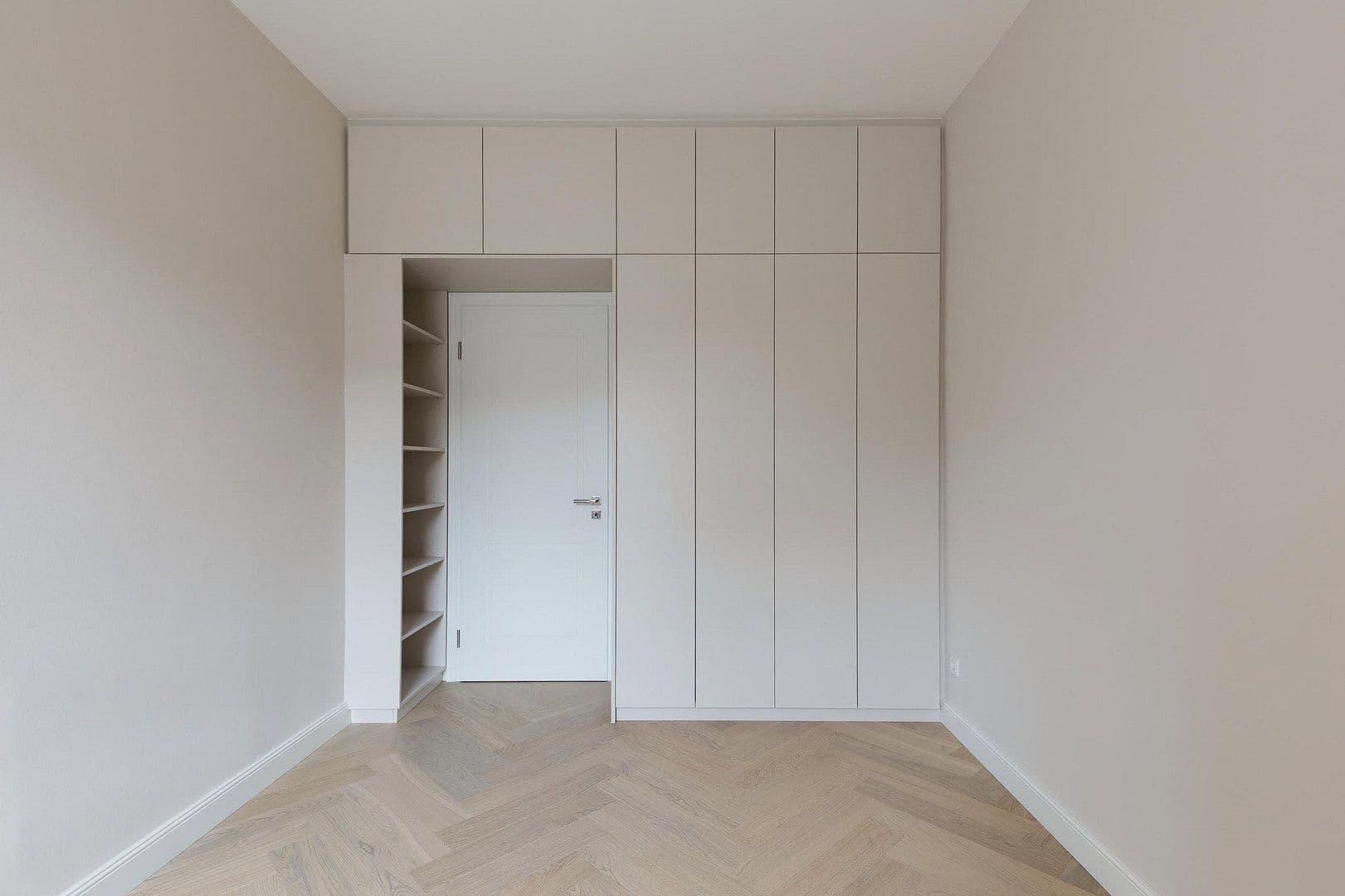 Prenájom bytu 4-izbový 104 m², Kennedydamm 7, Düsseldorf, Severné Porýnie - Westfálsko Prenájom bytu 4-izbový 104 m², Kennedydamm 7, Düsseldorf, Severné Porýnie - Westfálsko