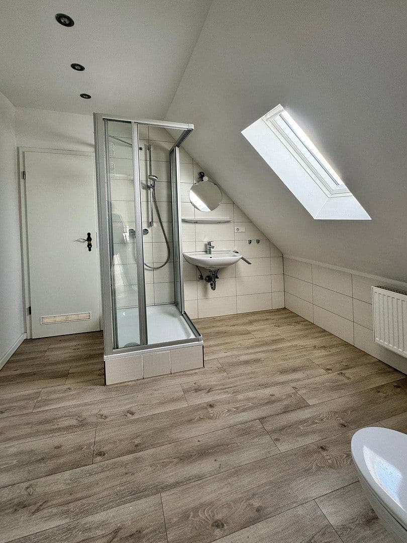 Prenájom bytu 2-izbový 64 m², Mannheimerstr. 101, Graben-Neudorf, Bádensko-Wurttembersko Prenájom bytu 2-izbový 64 m², Mannheimerstr. 101, Graben-Neudorf, Bádensko-Wurttembersko