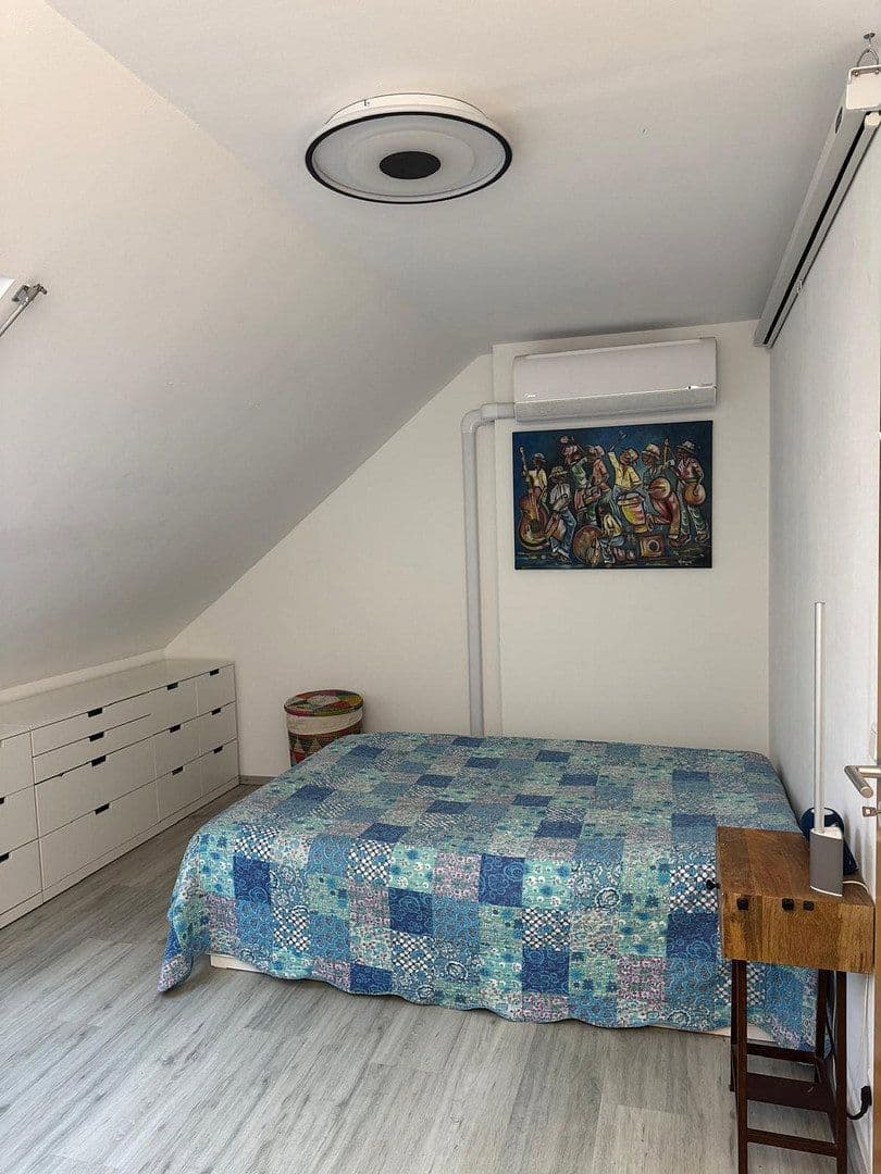 Predaj bytu 4-izbový 93 m², Birkenheide, Porýnie-Falcko Predaj bytu 4-izbový 93 m², Birkenheide, Porýnie-Falcko