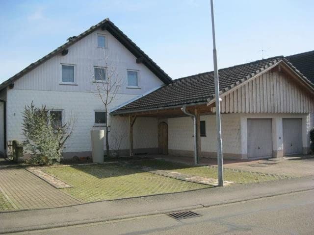 Predaj bytu 5-izbový 99 m², Wyhl, Bádensko-Wurttembersko Predaj bytu 5-izbový 99 m², Wyhl, Bádensko-Wurttembersko