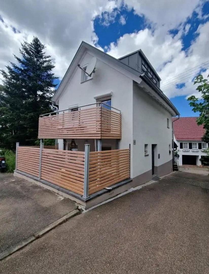 Predaj domu 95 m², pozemek 61 m², Im Unterdorf 44, Waiblingen, Bádensko-Wurttembersko Predaj domu 95 m², pozemek 61 m², Im Unterdorf 44, Waiblingen, Bádensko-Wurttembersko