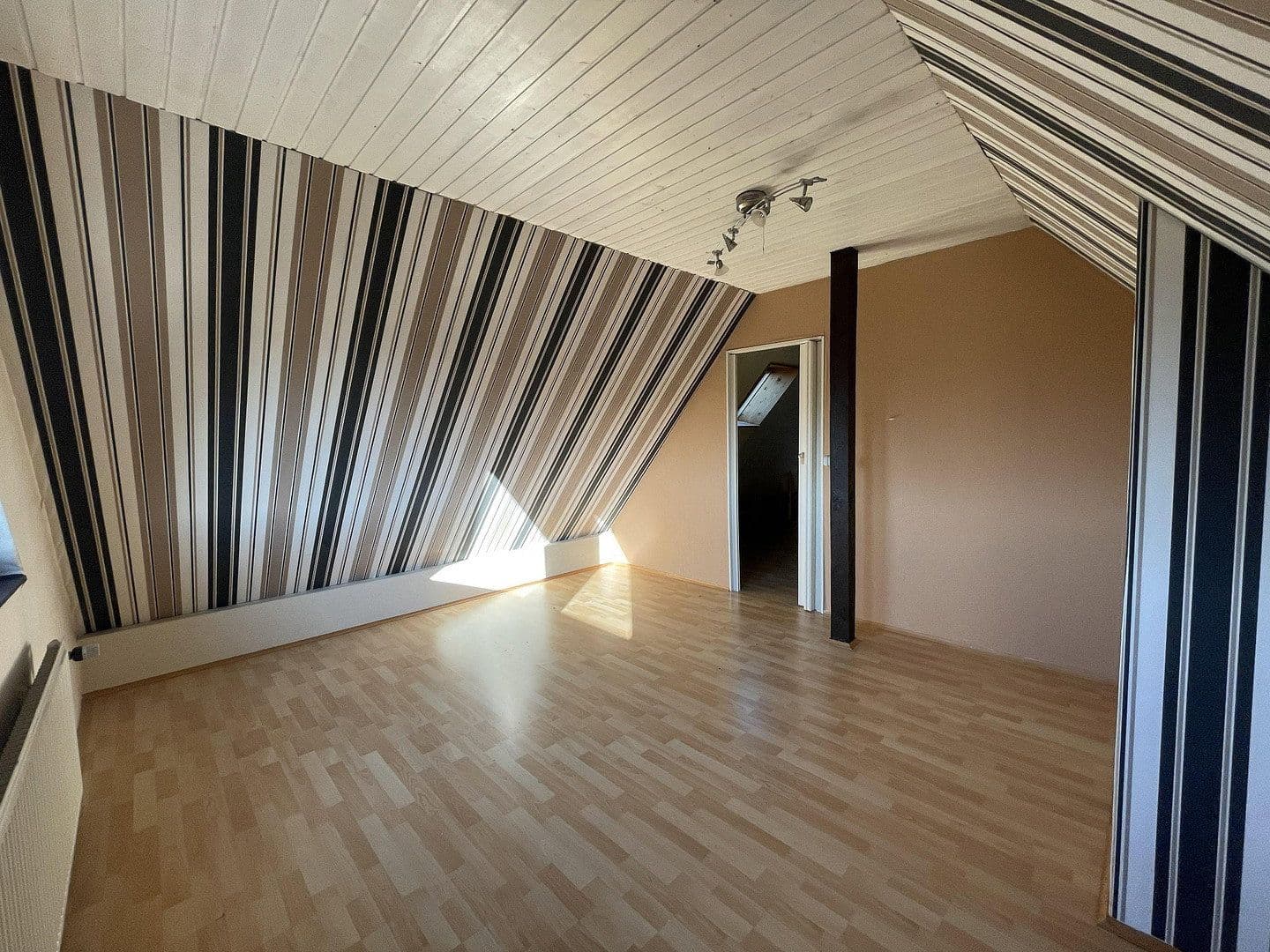 Predaj bytu 5-izbový 149 m², Am Gemeindeweiher 9, Herzogenaurach, Bavorsko Predaj bytu 5-izbový 149 m², Am Gemeindeweiher 9, Herzogenaurach, Bavorsko