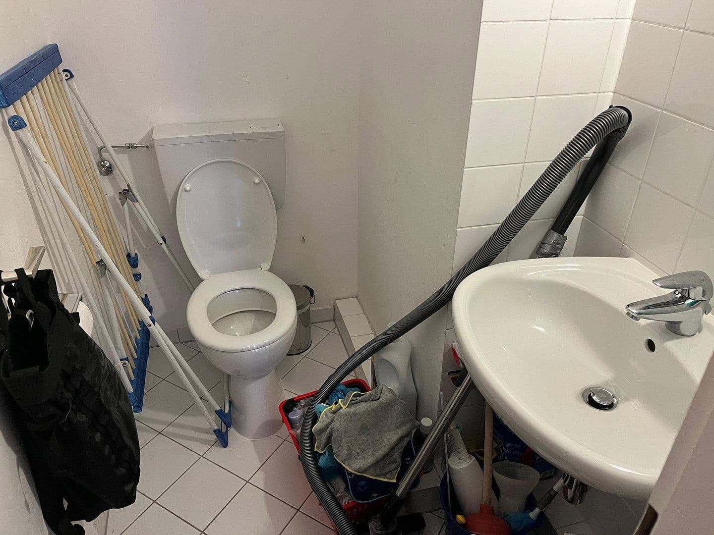 Prenájom bytu 15 m², Adenauerstraße 5, Puchheim, Bavorsko Prenájom bytu 15 m², Adenauerstraße 5, Puchheim, Bavorsko