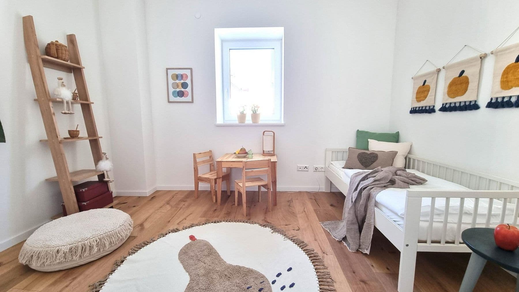 Prenájom bytu 4-izbový 109 m², Sigmaringen, Bádensko-Wurttembersko Prenájom bytu 4-izbový 109 m², Sigmaringen, Bádensko-Wurttembersko