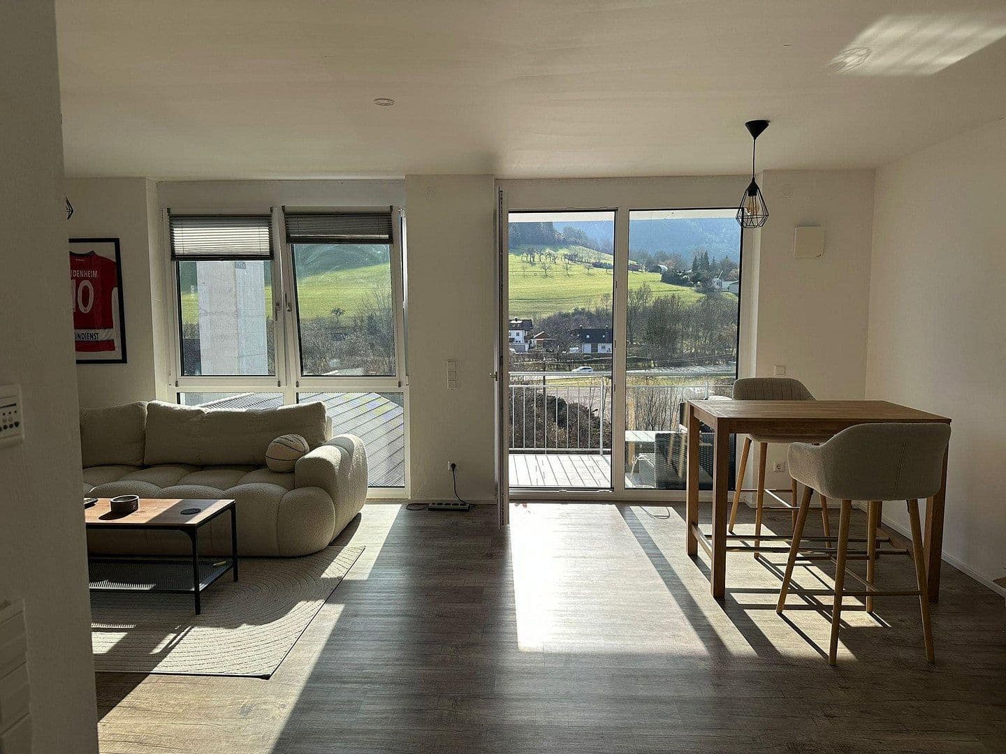 Prenájom bytu 3-izbový 72 m², Deggingen, Bádensko-Wurttembersko Prenájom bytu 3-izbový 72 m², Deggingen, Bádensko-Wurttembersko