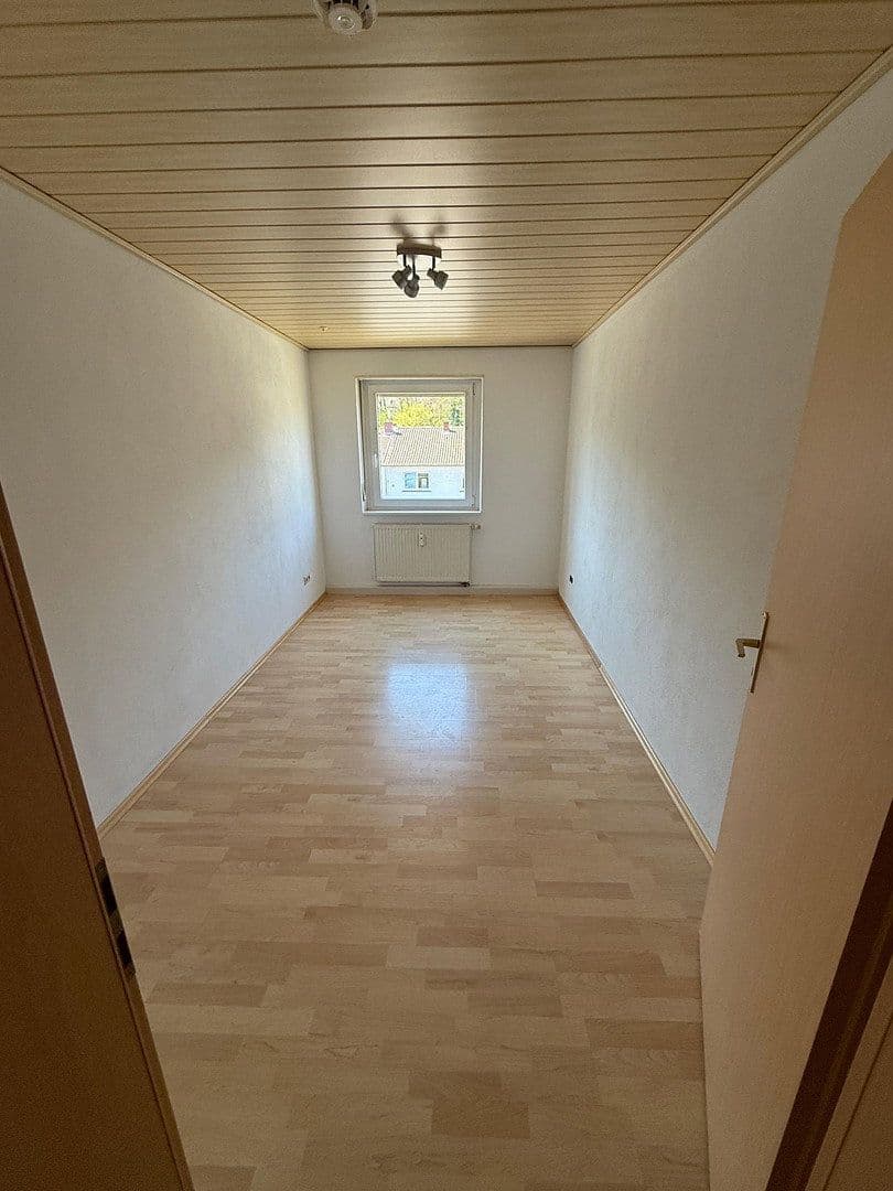 Prenájom bytu 3-izbový 75 m², Am Rauschenweg 38, Kaiserslautern, Porýnie-Falcko Prenájom bytu 3-izbový 75 m², Am Rauschenweg 38, Kaiserslautern, Porýnie-Falcko