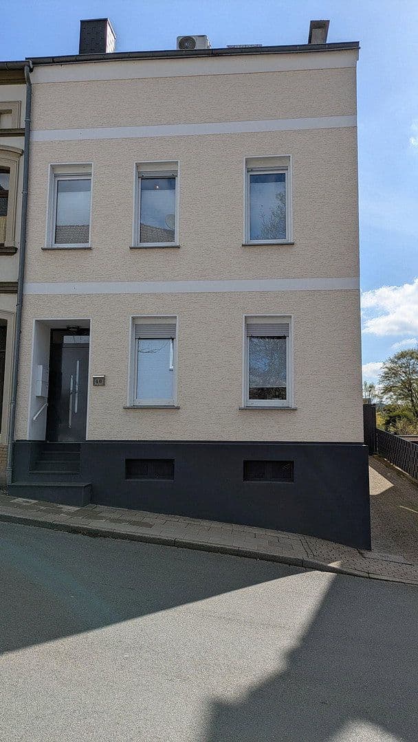 Predaj domu 165 m², pozemek 820 m², Essen, Severné Porýnie - Westfálsko Predaj domu 165 m², pozemek 820 m², Essen, Severné Porýnie - Westfálsko