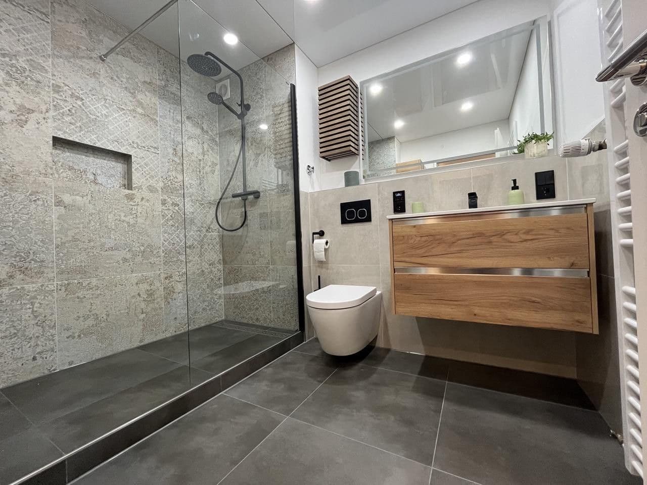 Prenájom bytu 2-izbový 74 m², Bogenstr. 4, Hilden, Severné Porýnie - Westfálsko Prenájom bytu 2-izbový 74 m², Bogenstr. 4, Hilden, Severné Porýnie - Westfálsko