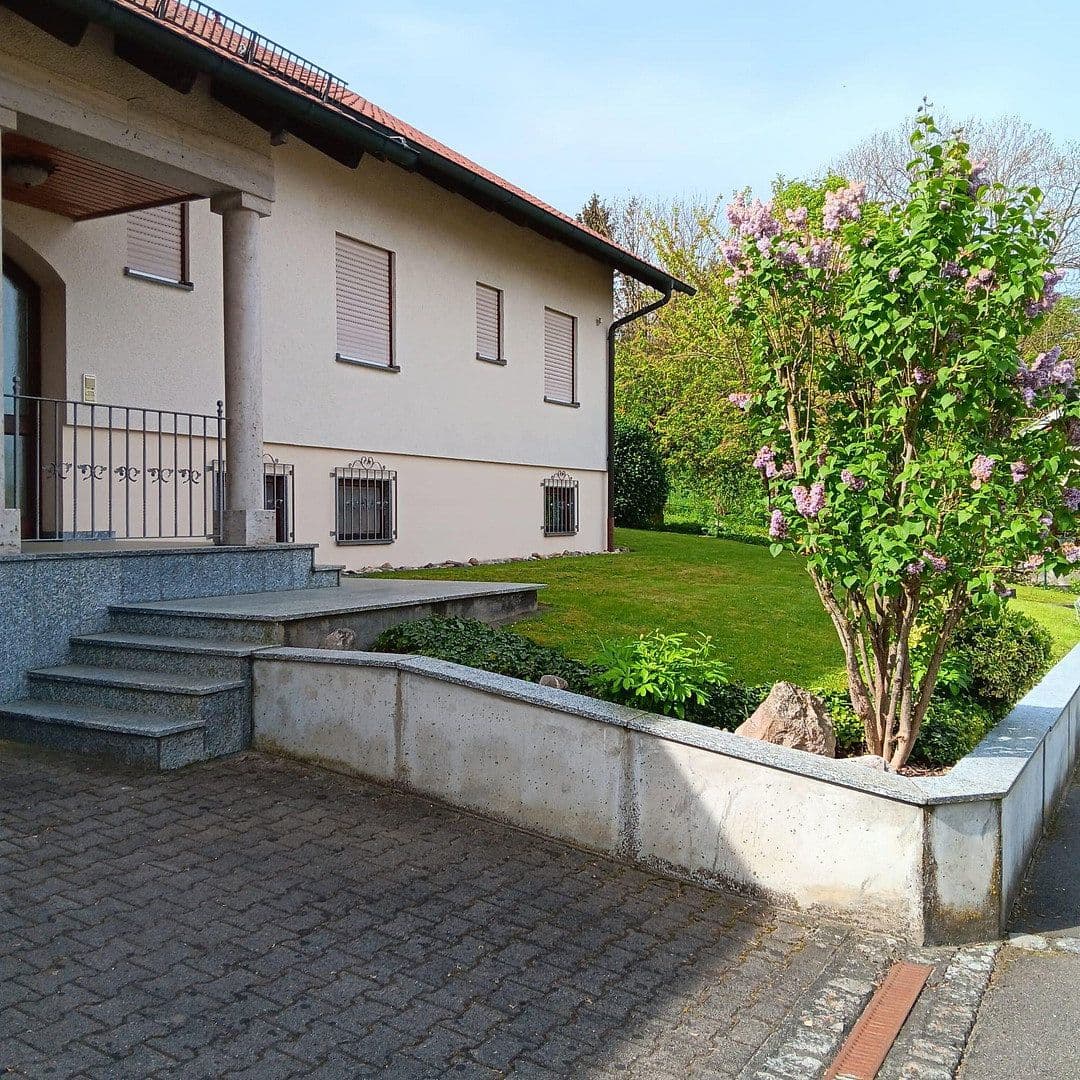 Predaj domu 150 m², pozemek 850 m², Wertingen, Bavorsko Predaj domu 150 m², pozemek 850 m², Wertingen, Bavorsko