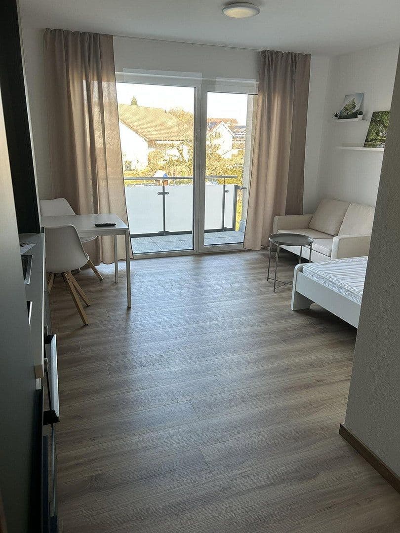 Prenájom bytu 1-izbový 28 m², Künzelsau, Bádensko-Wurttembersko Prenájom bytu 1-izbový 28 m², Künzelsau, Bádensko-Wurttembersko