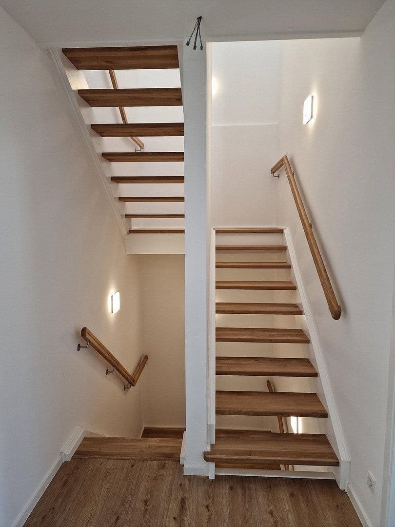 Prenájom domu 190 m², pozemek 100 m², Plaußiger Dorfstr. 24e, Leipzig, Sasko Prenájom domu 190 m², pozemek 100 m², Plaußiger Dorfstr. 24e, Leipzig, Sasko