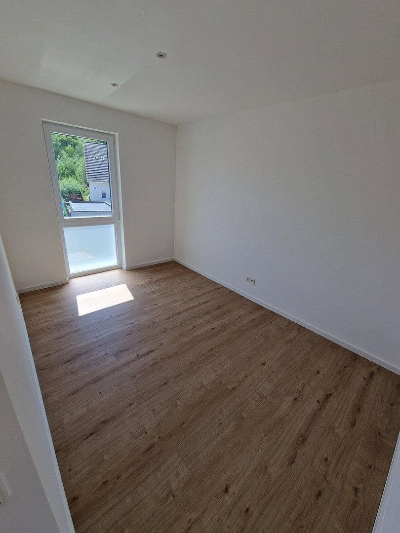 Prenájom domu 190 m², pozemek 100 m², Plaußiger Dorfstr. 24e, Leipzig, Sasko Prenájom domu 190 m², pozemek 100 m², Plaußiger Dorfstr. 24e, Leipzig, Sasko