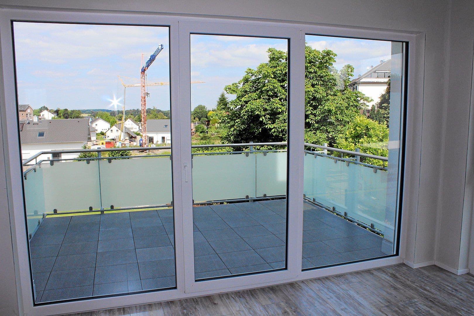 Prenájom bytu 3-izbový 94 m², Domblick 61, Königswinter, Severné Porýnie - Westfálsko Prenájom bytu 3-izbový 94 m², Domblick 61, Königswinter, Severné Porýnie - Westfálsko