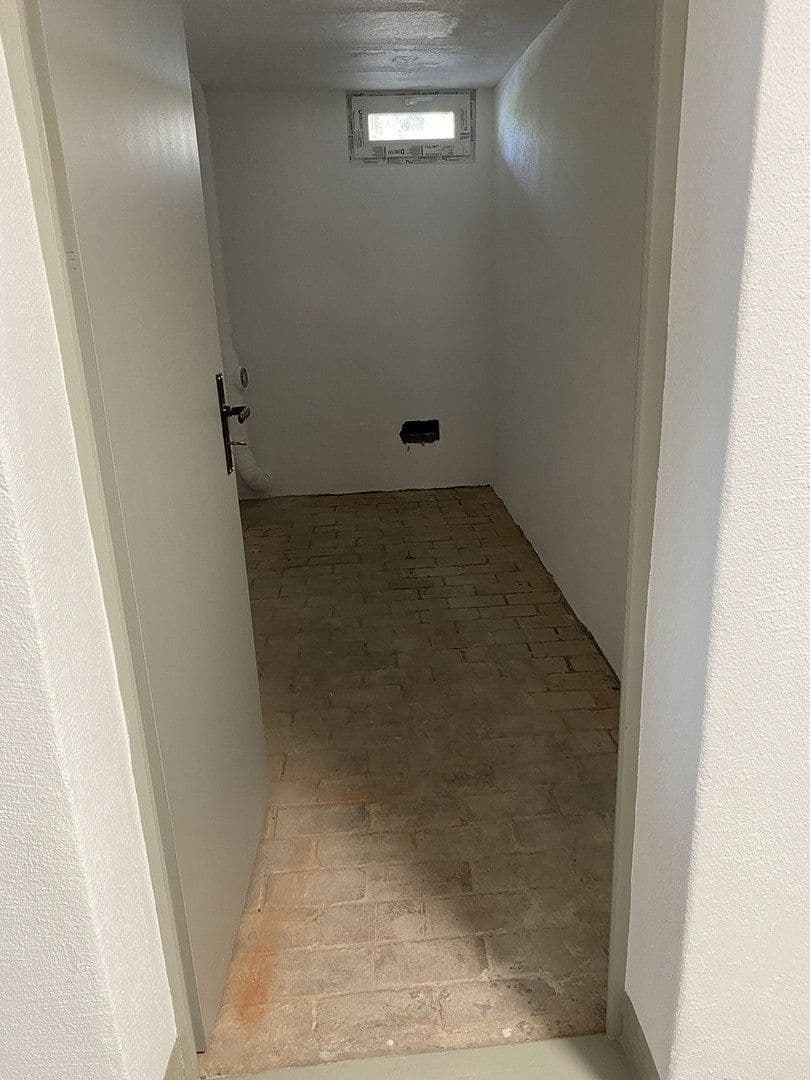 Prenájom bytu 3-izbový 85 m², Winnenden, Bádensko-Wurttembersko Prenájom bytu 3-izbový 85 m², Winnenden, Bádensko-Wurttembersko