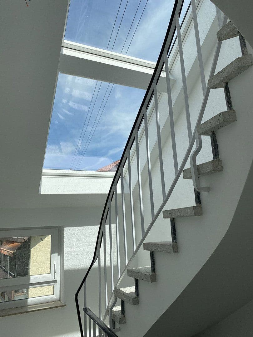 Prenájom bytu 3-izbový 85 m², Winnenden, Bádensko-Wurttembersko Prenájom bytu 3-izbový 85 m², Winnenden, Bádensko-Wurttembersko