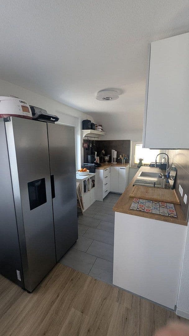 Prenájom bytu 3-izbový 85 m², Winnenden, Bádensko-Wurttembersko Prenájom bytu 3-izbový 85 m², Winnenden, Bádensko-Wurttembersko