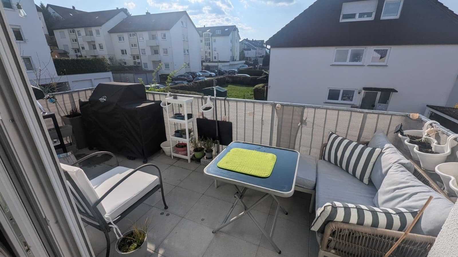 Prenájom bytu 3-izbový 85 m², Winnenden, Bádensko-Wurttembersko Prenájom bytu 3-izbový 85 m², Winnenden, Bádensko-Wurttembersko