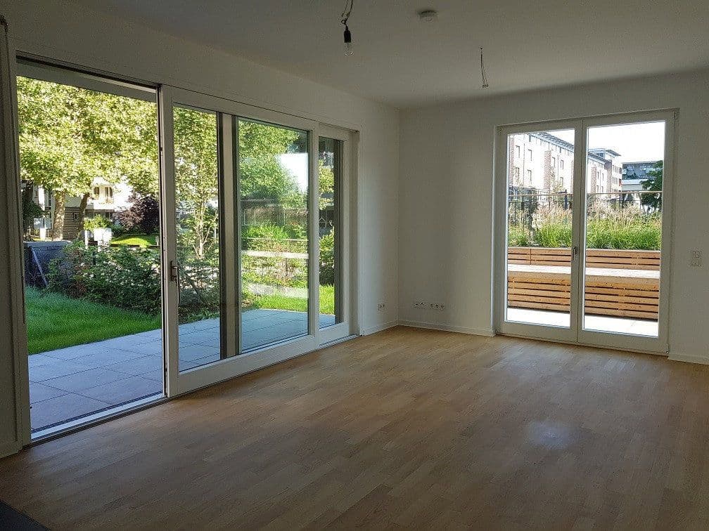 Prenájom bytu 2-izbový 89 m², Alt-Stralau 44B, Berlin, Berlín Prenájom bytu 2-izbový 89 m², Alt-Stralau 44B, Berlin, Berlín