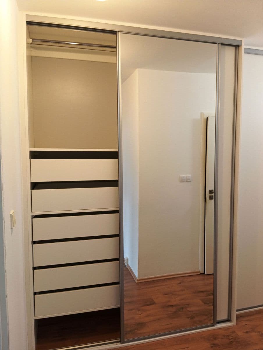 Prenájom bytu 2-izbový 44 m², U Jezera, Praha, Praha Prenájom bytu 2-izbový 44 m², U Jezera, Praha, Praha